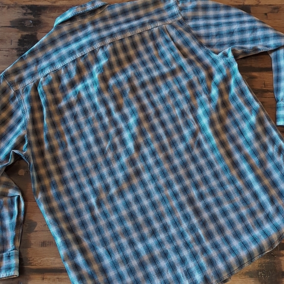 Denim Ridge Button Down Shirt. Sz. M. - Picture 7 of 9